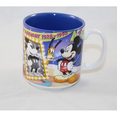 Mug scene Mickey DISNEY STORE Mickey's 70th Birthday Birthday 1...