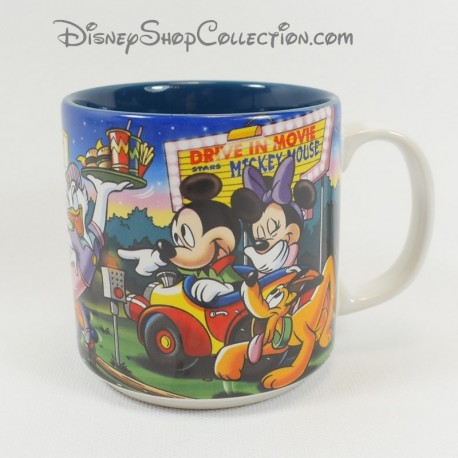 Escena de la taza Mickey Minnie DISNEY STORE Drive en Película protagonizada por Mickey Mouse rosa