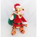 Figro di peluche DISNEYLAND PARIS Babbo Natale cappotto rosso cappuccio verde 28 cm