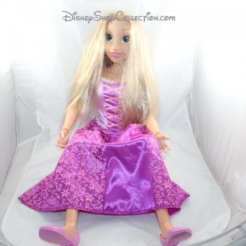 Muñeca gigante best sale de rapunzel