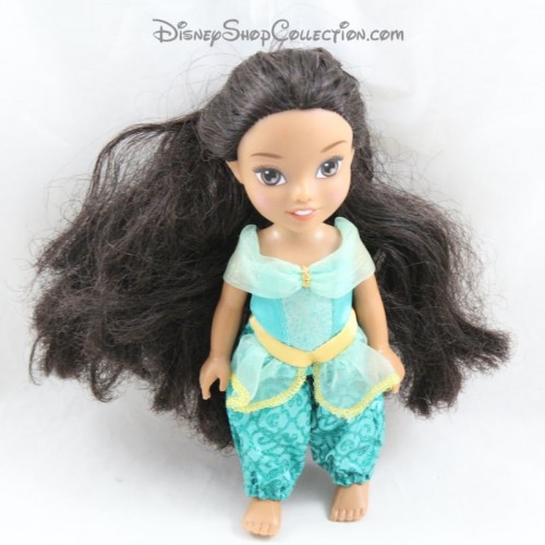 Jasmine mini deals doll