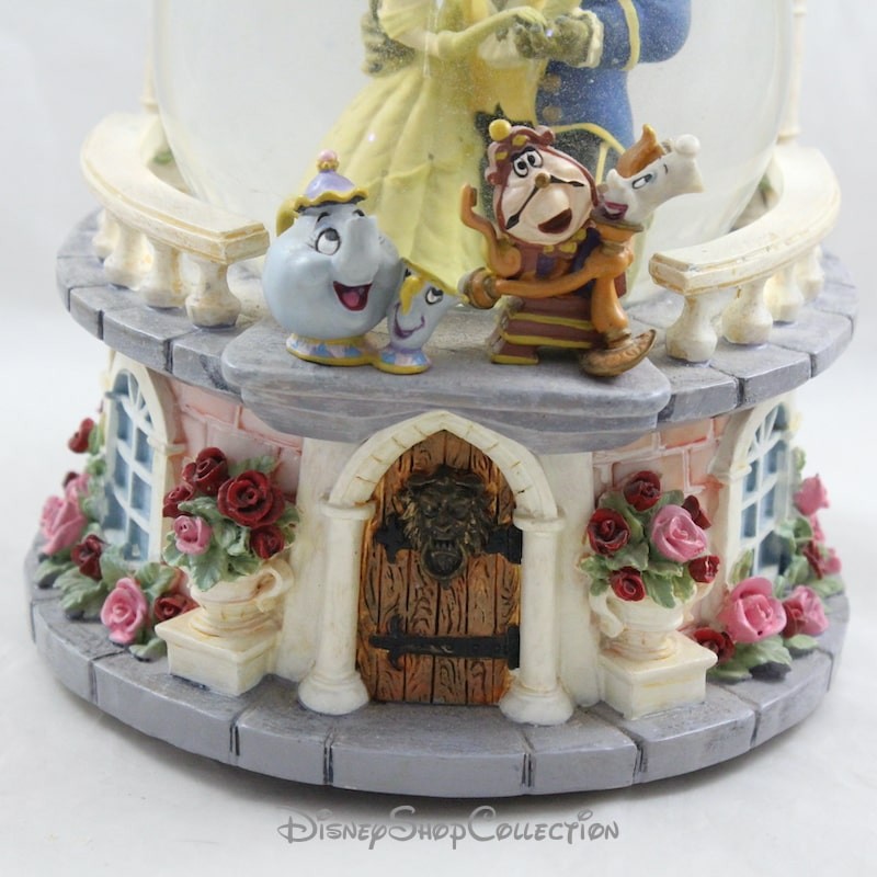Precious Moments Boule à Neige Musicale Disney La Belle et la Bête La Belle  est trouvée dans la résine et Le Verre 203161 : : Cuisine et Maison