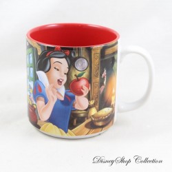 Snow White and the Seven Dwarfs Scene Mug DISNEY STORE Red Poisoned Apple 10 cm