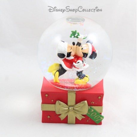 Mickey and Minnie DISNEY Snow Globe Kisses Under the Mistletoe