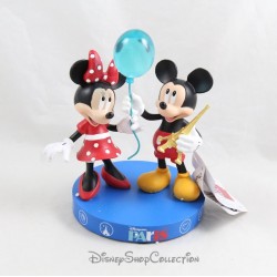 Mickey and Minnie Resin Figurine DISNEYLAND PARIS Eiffel Tower