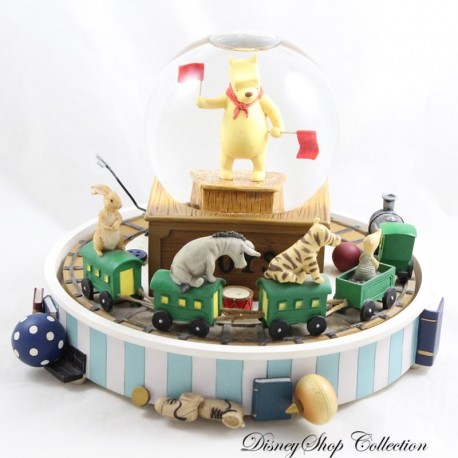 Snow globe Winnie l'ourson DISNEY STORE Winnie et ses amis train Toys live action 24 cm