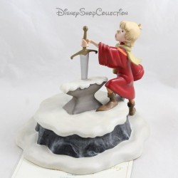 Arthur WDCC Seizing Destiny Merlin the Enchanter Figure