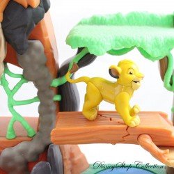 Jeu playset Scar DISNEY Le Roi lion avec figurine Simba sons et lumières