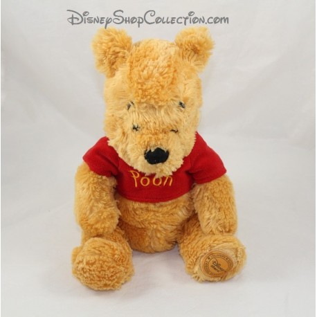 Plush Winnie the Pooh DISNEY STORE t-shirt Pooh coat red 22