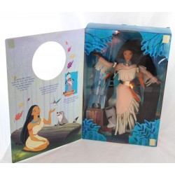 Poupée Pocahontas DISNEY MATTEL Feather in the wind édition speciale