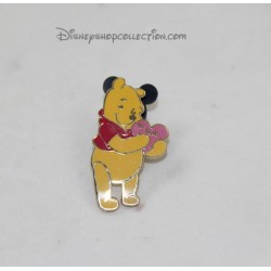Pin's DISNEYLAND PARIS heart to Pooh: Pooh 4 cm